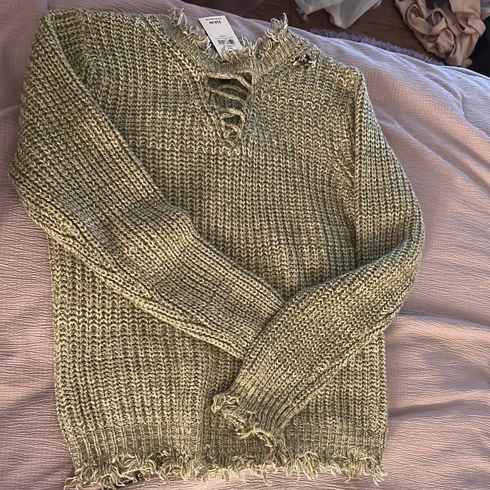 Buckle Green Chunky Knit Sweater with Lace-Up V-Neck